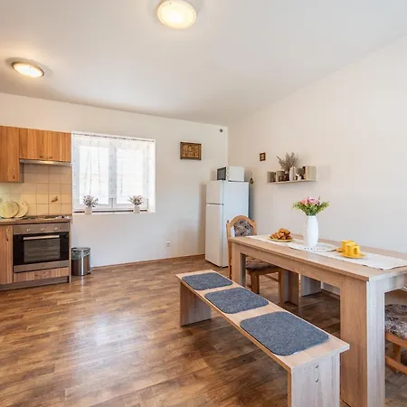 V Ladove Kraji Апартаменты