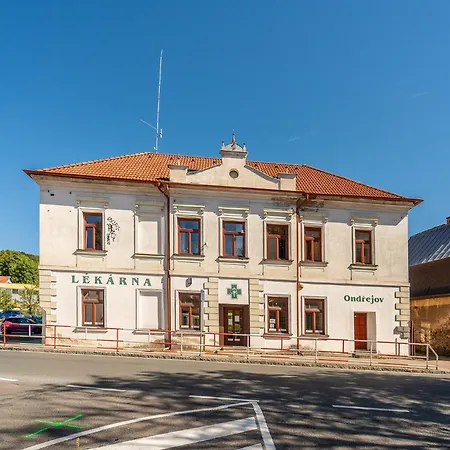 V Ladove Kraji 公寓 Ondřejov