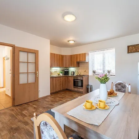 Апартаменты V Ladove Kraji